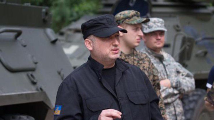 Турчинов сравнил деятельность армии России на Донбассе с нацистами