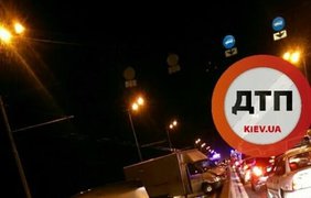 ДТП произошло на Московском мосту