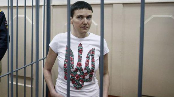 Адвокат Надежды Савченко добивается ее лечения за рубежом.