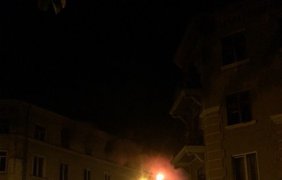 В исторической части Тернополя бушует пожар