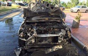 В Киеве сгорело несколько авто. Facebook/IgorShorop