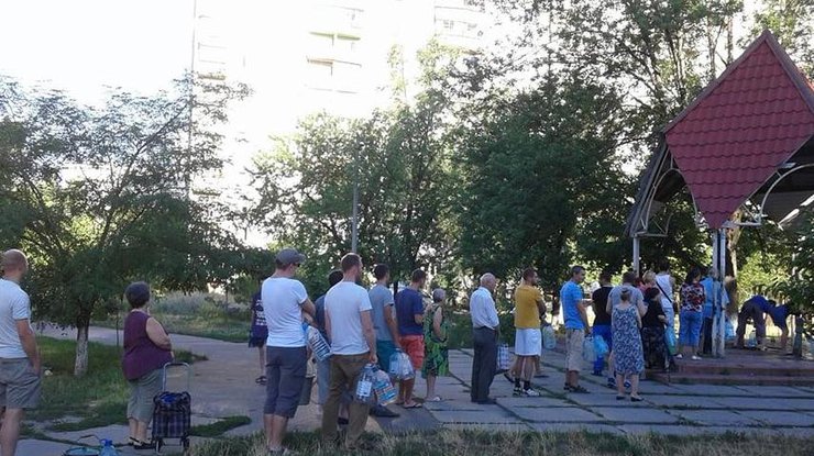 В Киеве три района оставили без воды. Фото: Facebook Виталия Фридмана