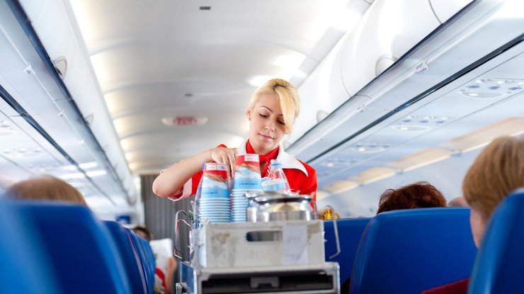 Пассажиры самолетов в России ощутили нехватку сыра. Фото из архива