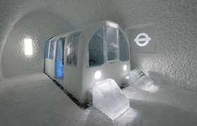 Туристы со всего мира съезжаются в ледяной отель Швеции