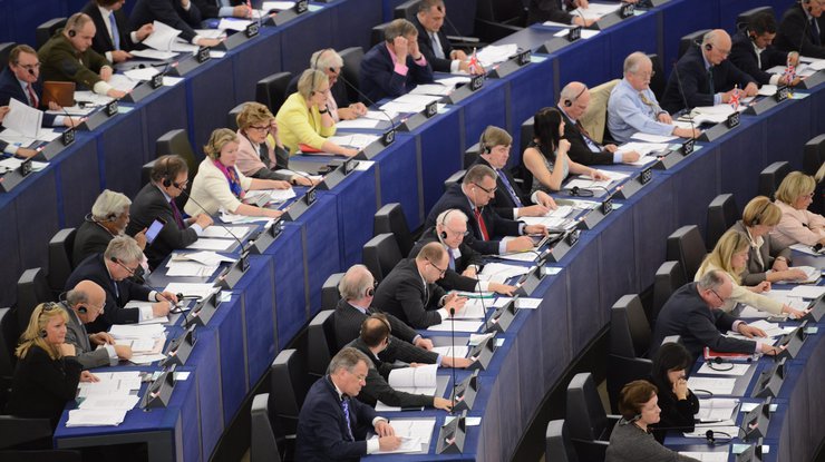 Европарламент выдвинул ряд требований к России