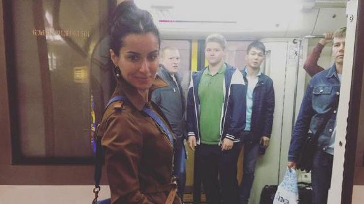 Канделаки спустилась в метро. Фото instagram/tina_kandelaki