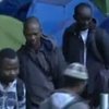 У Парижі знищили наметове містечко мігрантів (відео)