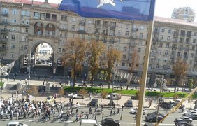 Протестующие перекрыли движение на Крещатике. Facebook/irina.kasianova
