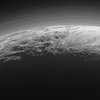 NASA показало ледники на Плутоне