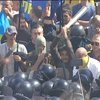 Міліція допитає 30 людей через бійку під парламентом