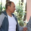 Эксперт объяснил фотосессию Путина с Медведевым на тренажерах