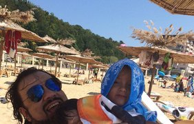 Филипп Киркоров с детьми развлекается в Болгарии
