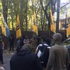В Харькове активисты "Азова" атаковали дом Михаила Добкина (фото)
