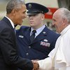 Барак Обама подарил Папе Римскому голубку
