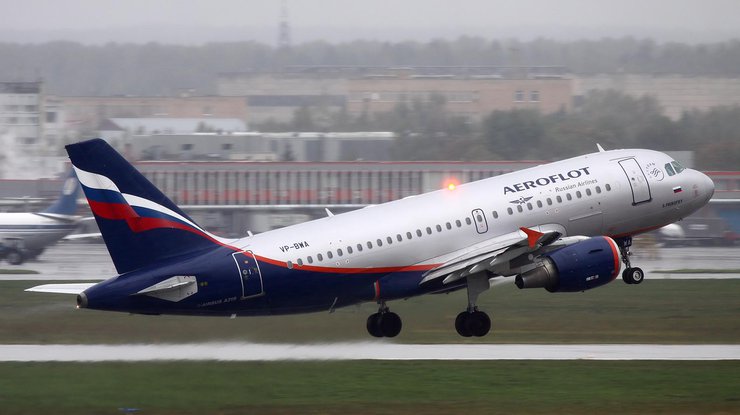 Кабмин принял решение о запрете полетов авиакомпаний России в Украину