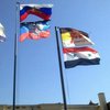 В центре Донецка вывесили флаг Сирии