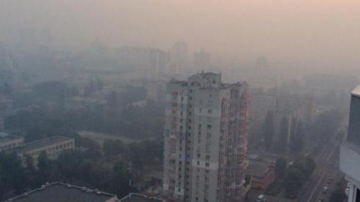 Киевляне задыхаются от дыма