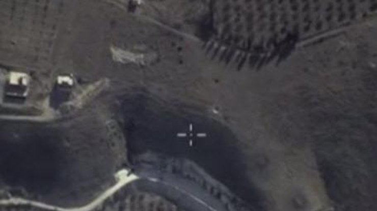 Российсская авиация обстреливает провинции Сирии