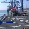 Моряки України та США тренуються рятувати водолазів
