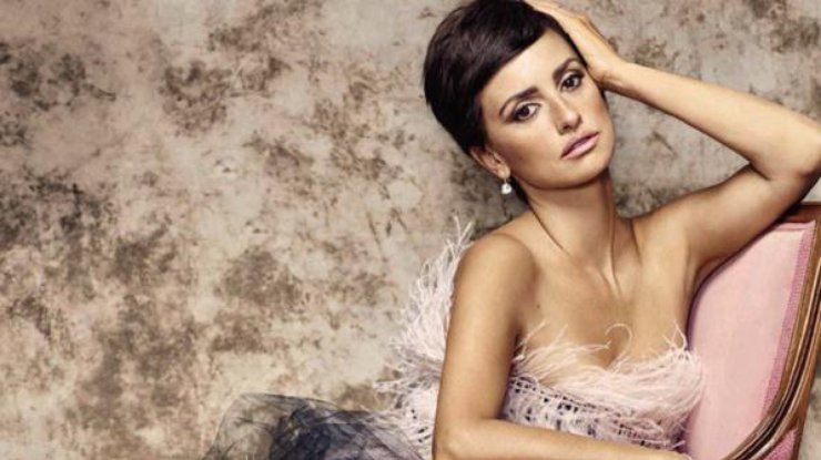 41-летняя Пенелопа Крус снялась для Vogue