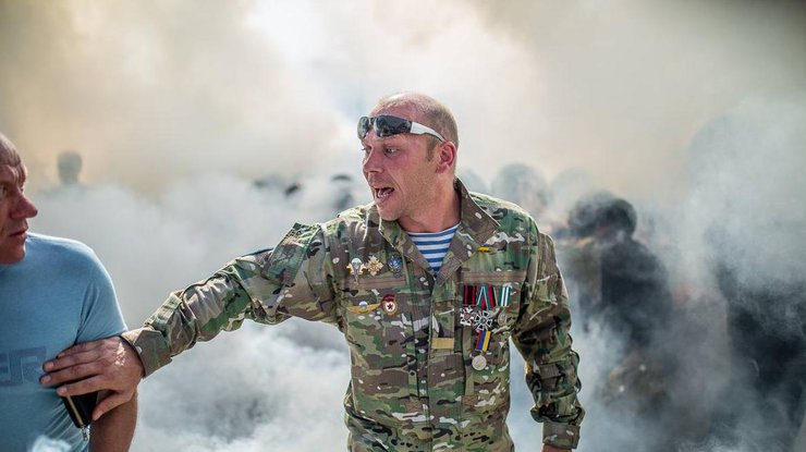 Виталий Шевченко - боец-доброволец. Фотограф Влад Содель