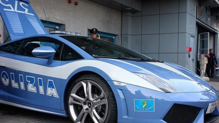 Патрульной полиции Киева купят Lamborghini Gallardo