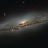 Астрономы засняли голодную черную дыру в созвездии Девы