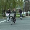 Європейці пересідають на електричні велосипеди
