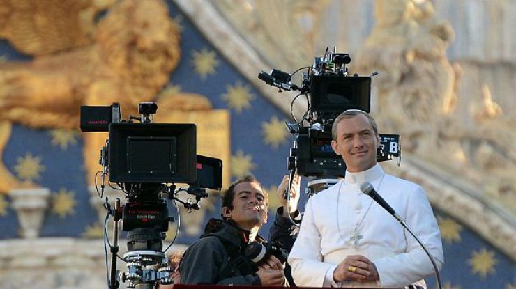 Джуд Лоу сыграет Папу Римского. Фото dailymail.co.uk
