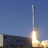 SpaceX вертикально стыкует Falcon 9 с морской платформой (видео)