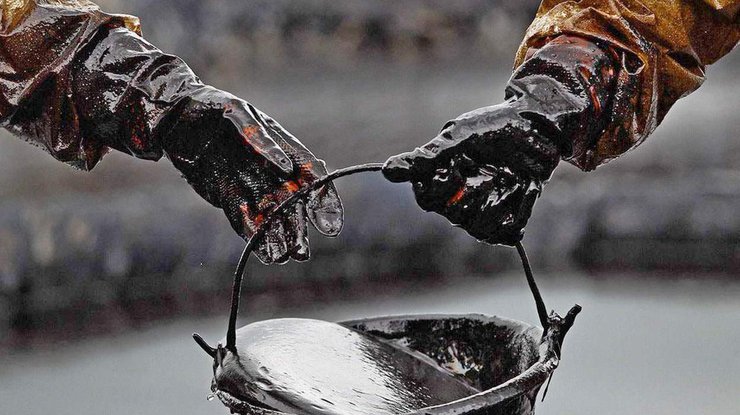 Цена нефти Brent упала ниже $28
