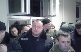 Блокада Ужгородского апелляционного суда. Фото: Facebook / Тарас Деяк