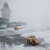 Аэропорты США возвращаются к работе после снежной бури