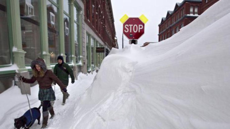 В США растет количество погибших от снегопадов