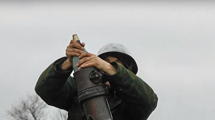 На Донбассе сепаратисты стреляют из запрещенных 120-мм минометов