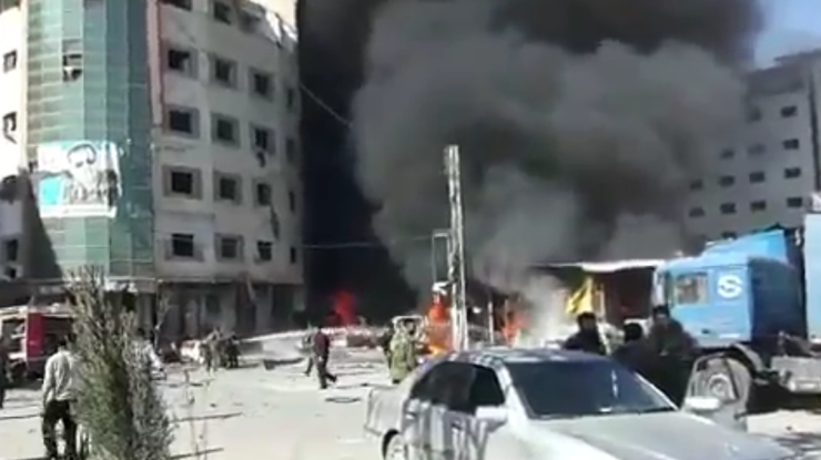 В Дамаске сокрушительный двойной теракт убил 30 человек. Кадр из видио