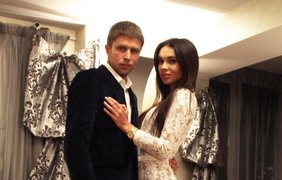 Артем Кравец с супругой Анной. Фото: instagram/kravets89