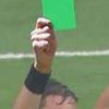 Впервые в истории футбола игроку показали зеленую карточку (видео)