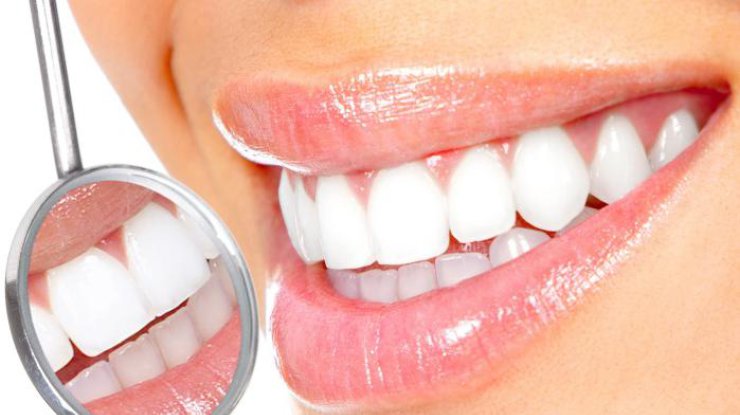 9 безобидных привычек, которые разрушают зубы 
