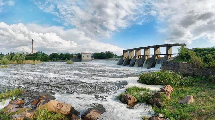 Власти решили продать две украинские ГЭС