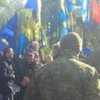 Марш славы в Киеве: националисты устроили потасовку (фото) 