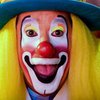 В Швеции "клоун" всадил нож в подростка