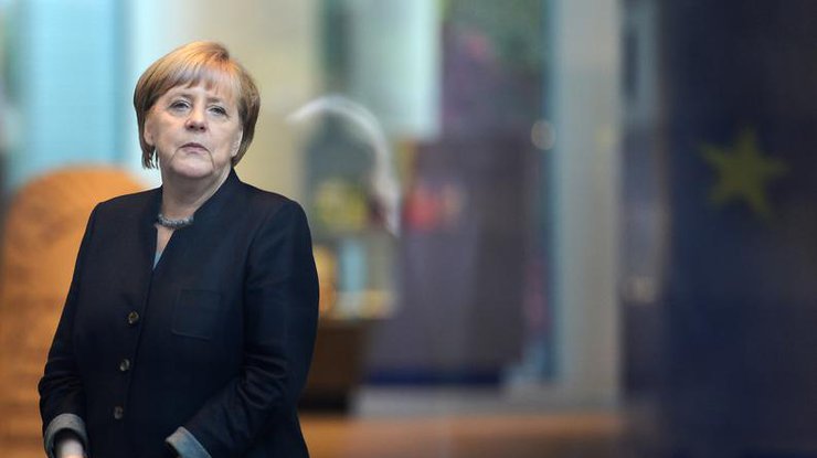 Меркель намерена ужесточить санкции против России
