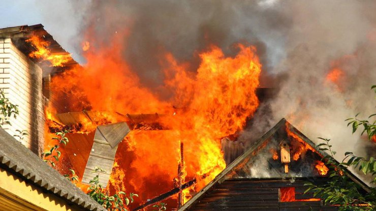 Во Львовской области заживо сгорел человек во время пожара