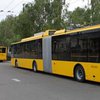 В Киеве ездит дырявый троллейбус (фото)