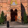 Голосеевский монастырь получит икону и башмачки святых мощей