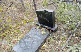 Боевики обстреляли Авдеевку и разрушили городское кладбище