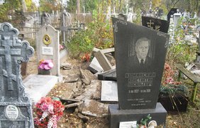 В Сумской области вандалы разгромили кладбище (фото: su.npu.gov.ua)