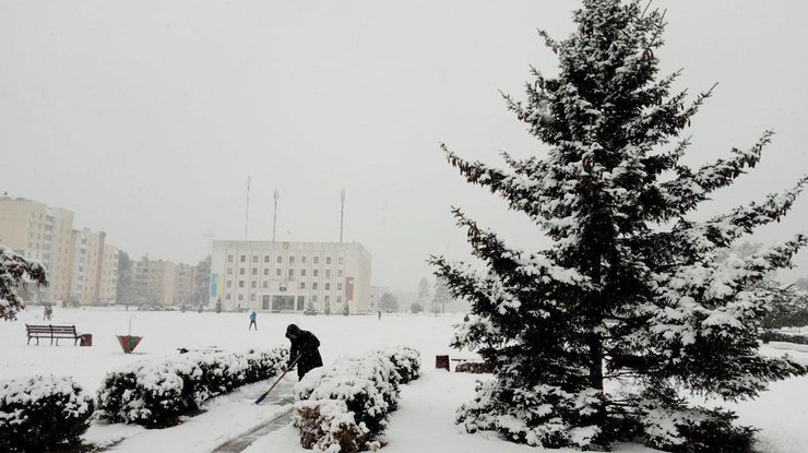 Город Славутич засыпало снегом