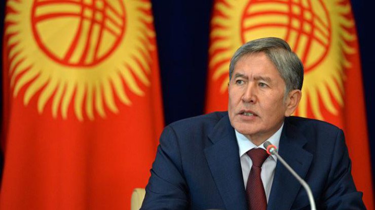 Президент Киргизии отправил все правительство в отставку
